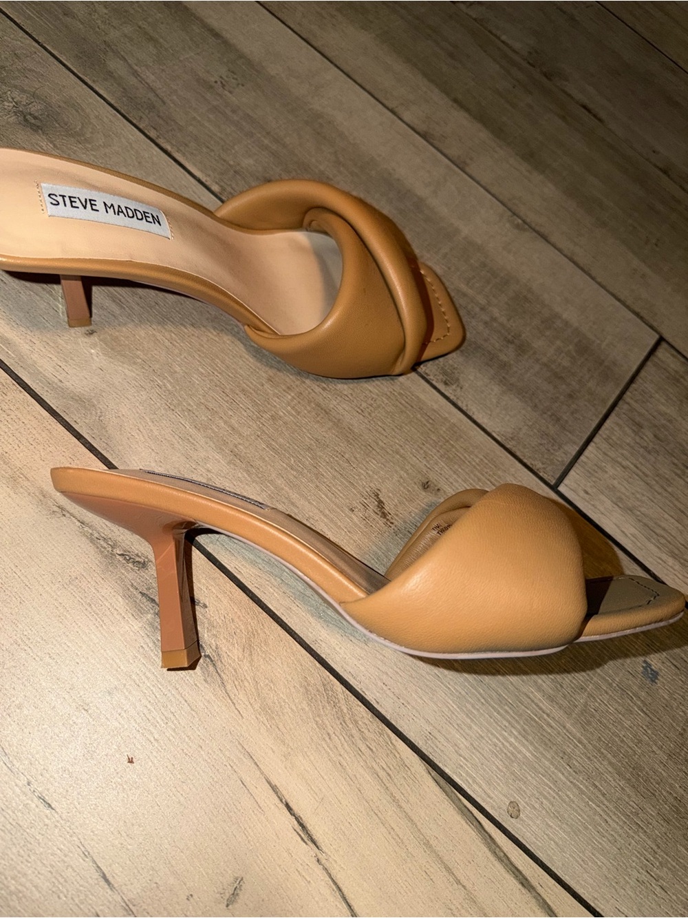 Steve Madden Tan Knotted Strap Square-Toe Mules - Picture 4 of 6